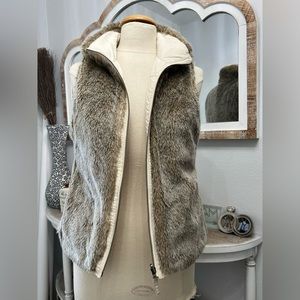 Gap Faux fur reversible vest size‎ Small